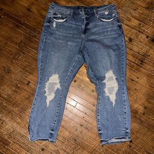 Judy Blue Boyfriend fit distressed boutique 20W jeans